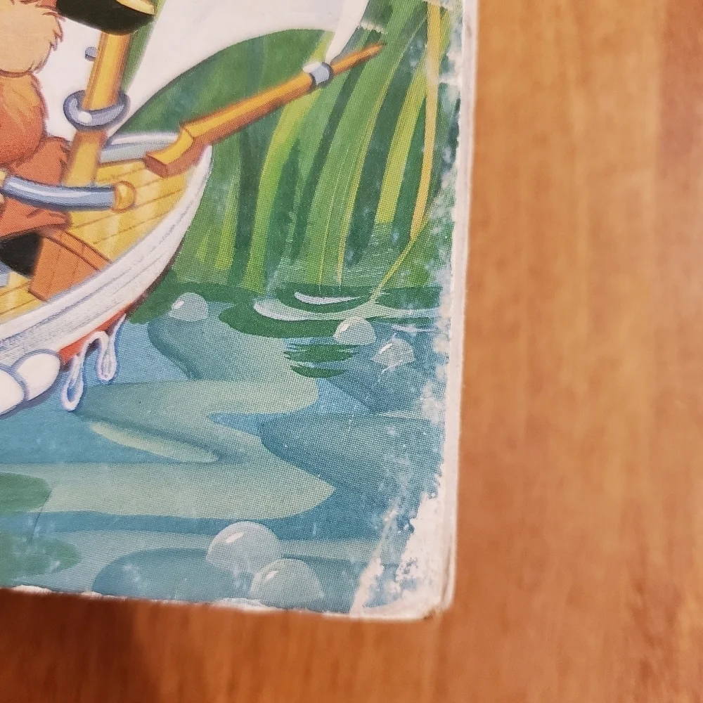 1990 VINTAGE Little Golden Book Walt Disney's Donald Duck's Toy Sailboat